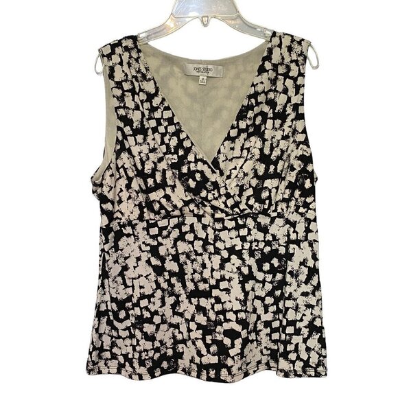 Jones Studio Black & White V-Neck Sleeveless Blouse Women’s Size Medium - Picture 1 of 7